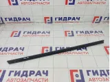 Уплотнитель стекла переднего левого Skoda Rapid 5JA837479B