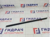 Уплотнитель стекла заднего левого Skoda Rapid 5JA839479B