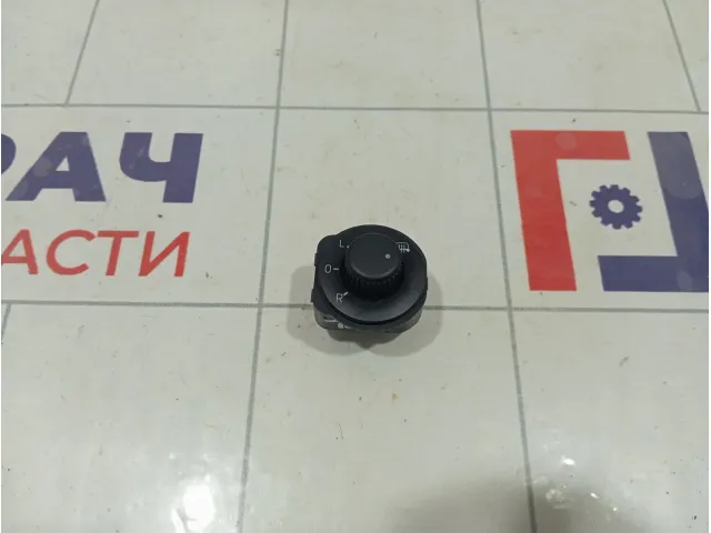 Переключатель регулировки зеркал Skoda Rapid 5JB959565REH