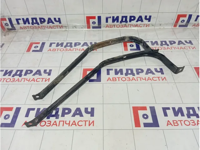 Лента крепления бензобака Skoda Rapid