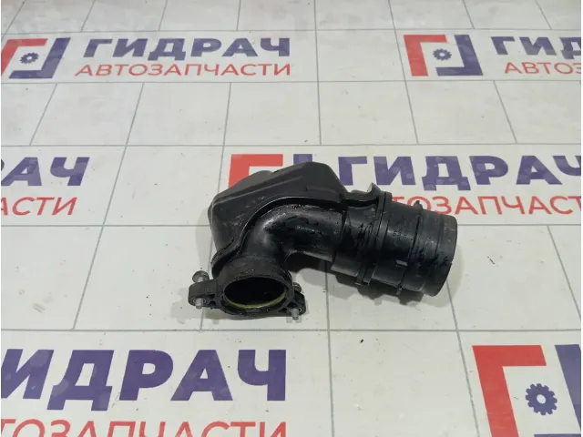 Патрубок воздушного фильтра Skoda Rapid 04E129656L