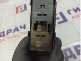 Блок управления стеклоподъемниками Skoda Rapid (NH3) 6V1959857AWHS