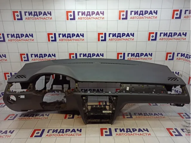 Торпедо Skoda Rapid (NH3) 60U8570099B9