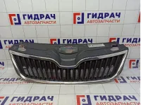 Решетка радиатора Skoda Rapid (NH3) 5JA8536519B9