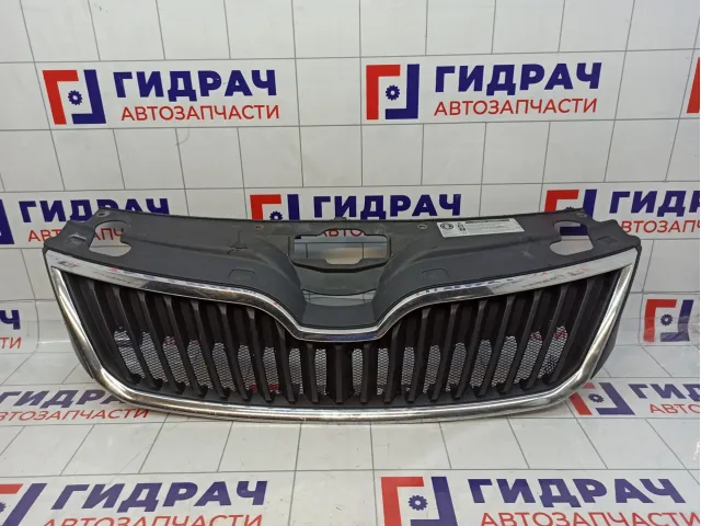 Решетка радиатора Skoda Rapid (NH3) 5JA8536519B9