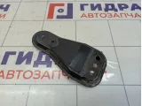 Кронштейн переднего рычага правый Skoda Rapid (NH3) 6R0199518