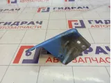 Кронштейн крепления крыла правый Skoda Rapid (NH3) 5JA821142A