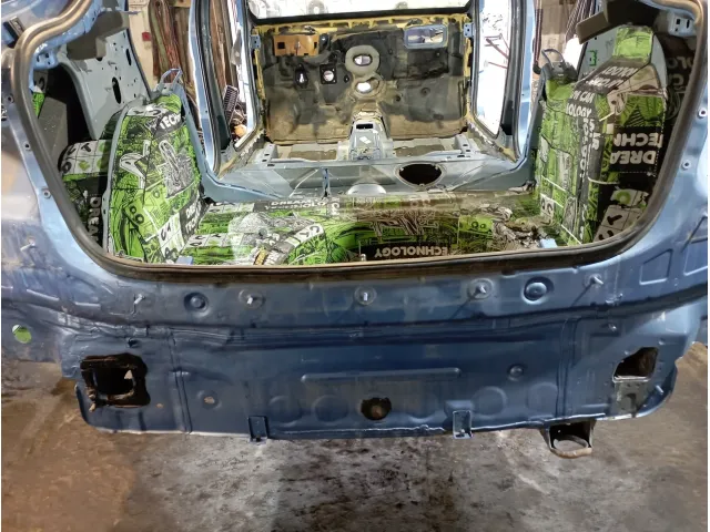 Панель задняя Skoda Rapid (NH3)