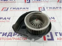 Моторчик отопителя Skoda Rapid (NH3) 6R1819015