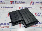 Крышка воздушного фильтра Skoda Rapid (NH3) 04E129607AR.