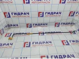 Держатель капота Skoda Rapid (NH3) 5JA823363B.