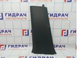 Обшивка стойки средней левой нижняя Skoda Rapid (NH3) 5JA867281B. Потертость.
