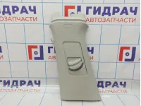 Обшивка стойки средней левой верхняя Skoda Rapid (NH3) 5JA867243B. Потертость.