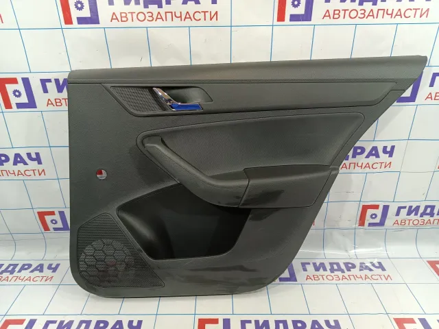 Обшивка двери задней правой Skoda Rapid (NH3) 60U867024.