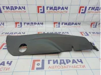 Обшивка стойки задней правой нижняя Skoda Rapid (NH3) 5JA867766B. Сломано крепление.