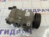 Компрессор системы кондиционирования Skoda Rapid (NH3) 5Q0820803H.