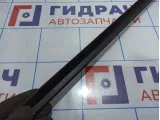 Уплотнитель стекла двери передней правой Skoda Rapid (NH3) 5JA837480B.