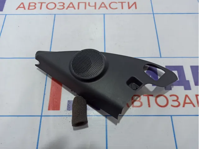 Накладка зеркала левая Skoda Rapid (NH3) .