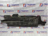 Защита антигравийная левая Skoda Rapid (NH3) 6RA825201.