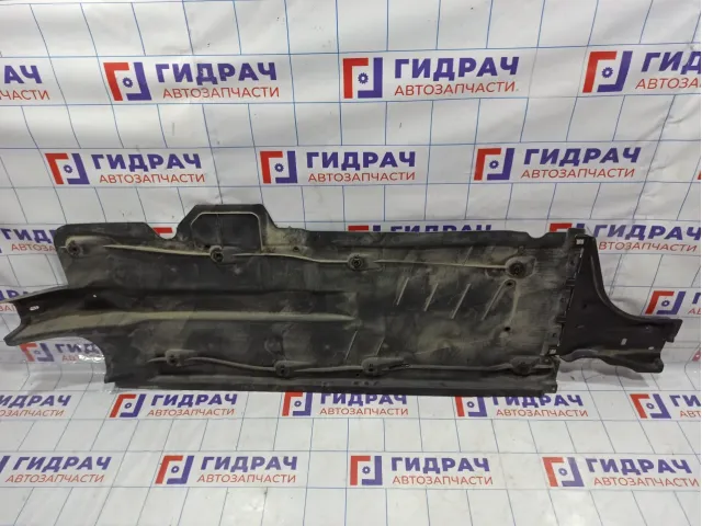 Защита антигравийная левая Skoda Rapid (NH3) 6RA825201.