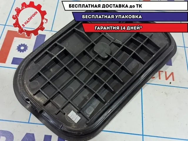 Заглушка двери передней правой Skoda Rapid 5JA837916B.
