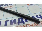 Уплотнитель стекла двери переднего правого Skoda Rapid 5JA837479B.
