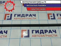 Уплотнитель стекла двери переднего левого Skoda Rapid 5JA837479B.