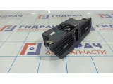 Дефлектор воздушный Skoda Rapid 5JA8209519B9.