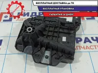 Крепление АКБ Skoda Rapid 6C0915331D.