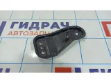 Кронштейн переднего рычага правый Skoda Rapid 6R0199518.