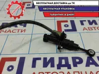 Цилиндр сцепления главный Skoda Rapid 6R0721388D.