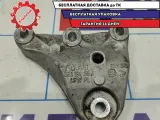 Кронштейн опоры двигателя правой Skoda Rapid 6R0199185A.