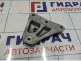 Кронштейн опоры двигателя правой Skoda Rapid 6R0199185A.
