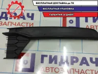 Решетка в бампер правая Skoda Rapid 5JA807682A9B9.