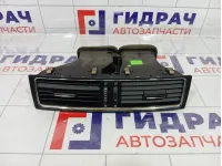 Дефлектор воздушный центральный Skoda Superb (3T) 3T0820951ATDZ