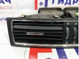 Дефлектор воздушный центральный Skoda Superb (3T) 3T0820951ATDZ