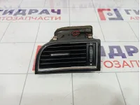 Дефлектор воздушный левый Skoda Superb (3T) 3T0819701TDZ