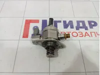 Насос (ТНВД) бензиновый Skoda Superb (3T) 06H127025N