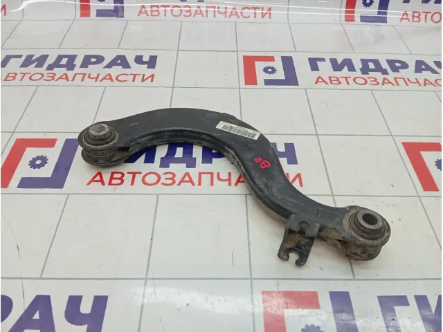 Рычаг задний верхний Skoda Superb (3T) 5Q0505323C