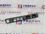 Кронштейн заднего бампера правый Skoda Superb (3T) 3T5807864