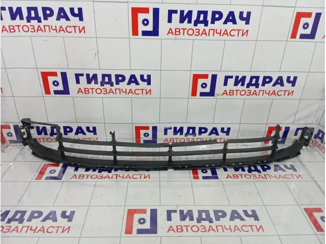 Решетка в бампер центральная Skoda Superb (3T) 3T0853677