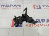 Крючок капота Skoda Superb (3T) 3T0823480B