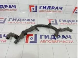 Трубка системы охлаждения Skoda Superb (3T) 06J121065F