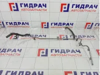 Трубка охлаждающей жидкости металлическая Skoda Superb (3T) 06J121075F