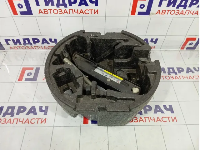 Домкрат Skoda Superb (3T) 3AA011031B