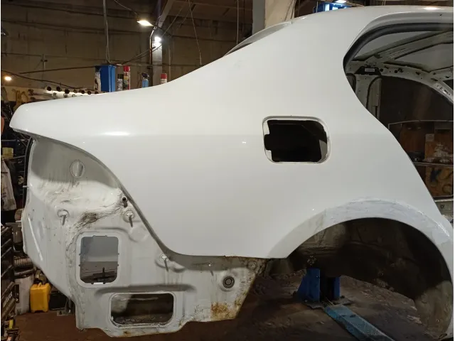 Крыло заднее правое Skoda Superb (3T)