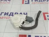 Моторчик стеклоподъемника задний правый Skoda Superb (3T) 8K0959812A