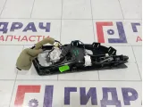 Ручка двери передней внутренняя левая Skoda Superb (3T) 3T0837221RYP