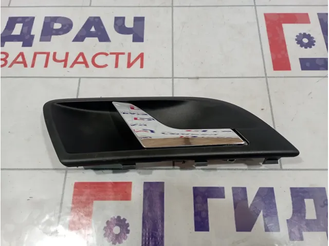 Ручка двери задней внутренняя правая Skoda Superb (3T) 3T0839222RYP