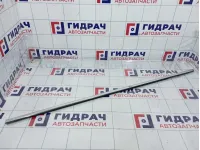 Накладка стекла переднего левого Skoda Superb (3T) 3T0837475A
